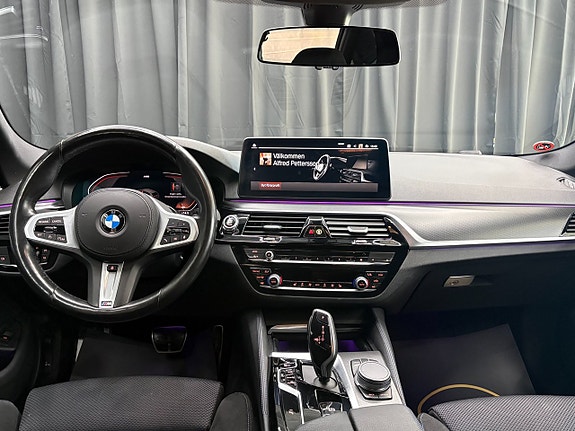 BMW 520d 9 of 14