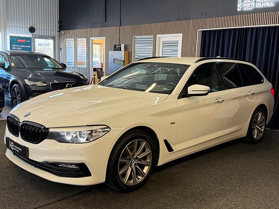 BMW 520d 3 of 5