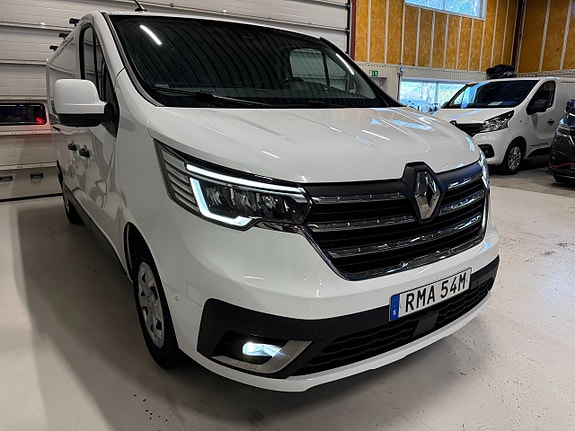 Renault Trafic 4 of 13