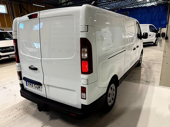 Renault Trafic 3 of 13