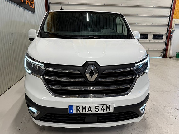 Renault Trafic 5 of 13