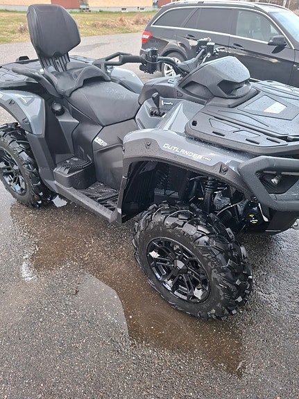 Can-Am Outlander pro HD8 3 of 3