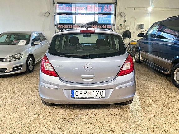 Opel Corsa 11 of 11