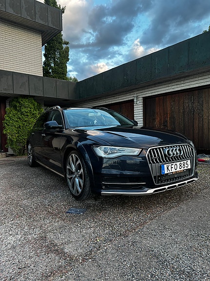 Audi A6 allroad 2 of 5