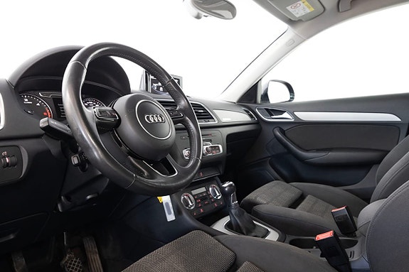 Audi Q3 16 of 20