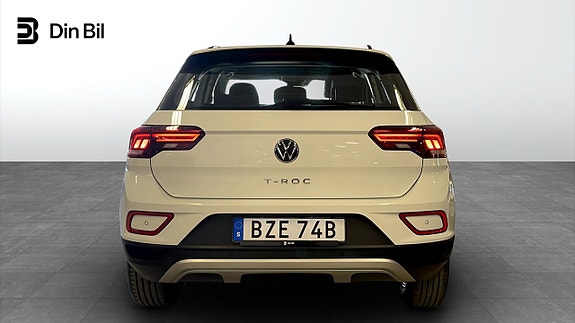 Volkswagen T-Roc 5 of 13