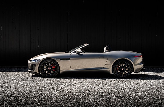 Jaguar F-TYPE 4 of 5