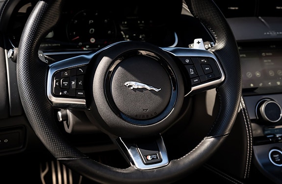 Jaguar F-TYPE 25 of 28