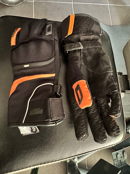 Product image 16 of 16