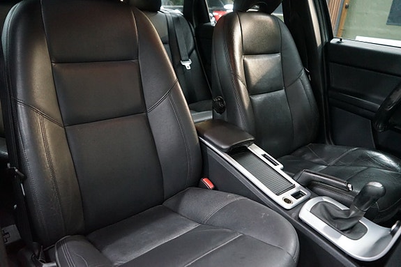Volvo V50 10 of 17