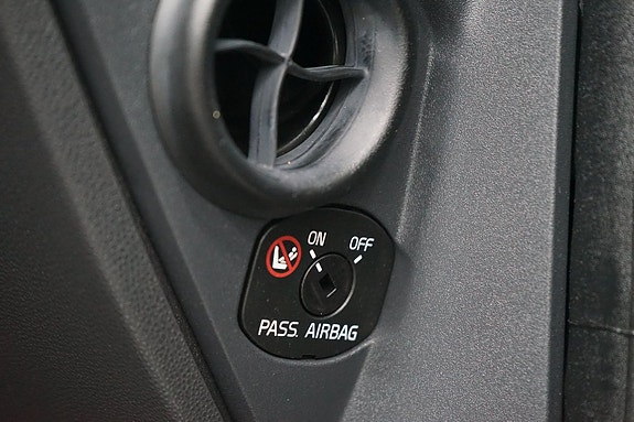 Volvo V50 12 of 17