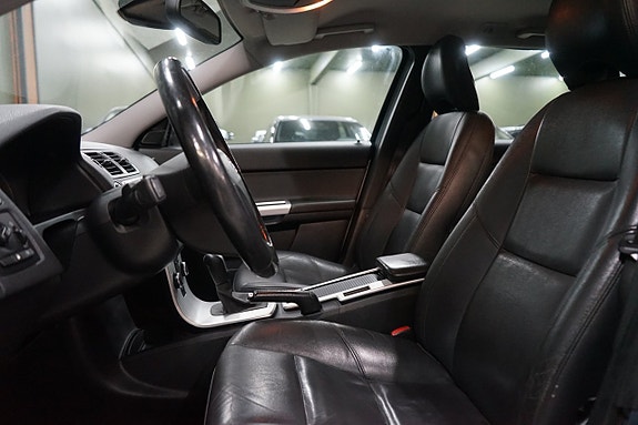 Volvo V50 8 of 17