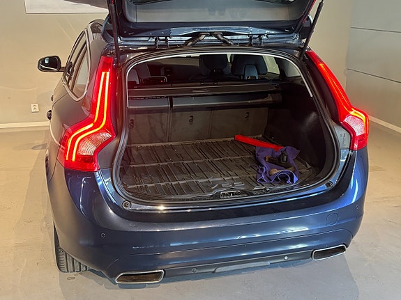 Volvo V60 16 of 17
