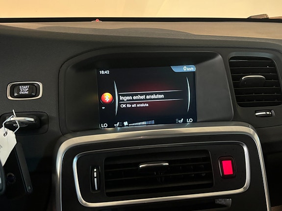 Volvo V60 12 of 17
