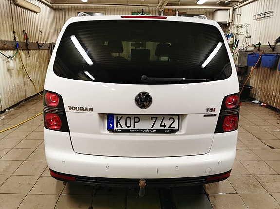 Volkswagen Touran 8 of 8