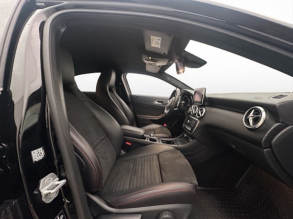 Mercedes-Benz A180 24 of 30