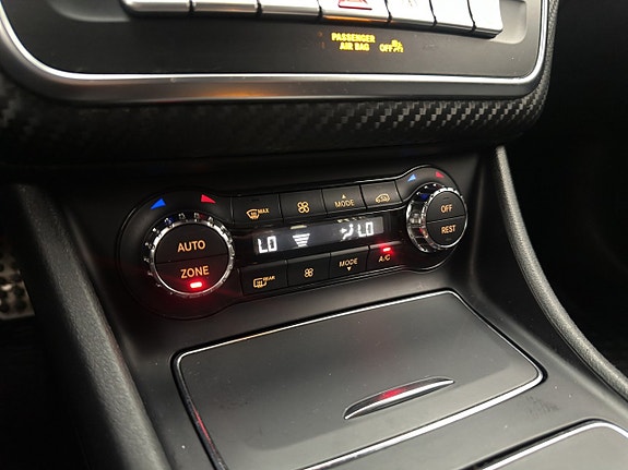 Mercedes-Benz A180 22 of 30