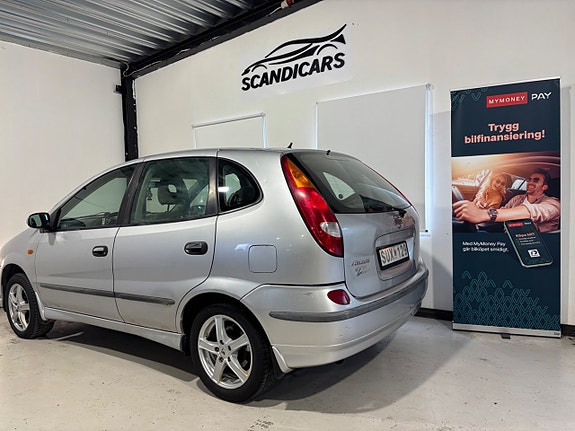 Nissan Almera Tino 10 of 23