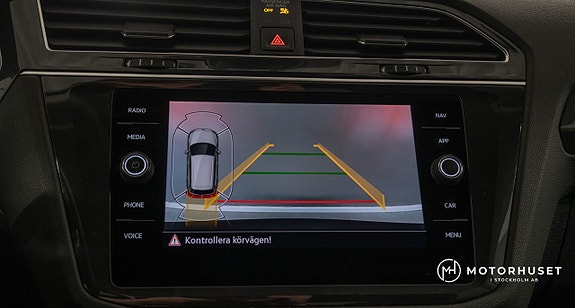 Volkswagen Tiguan 13 of 21