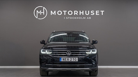 Volkswagen Tiguan 2 of 5