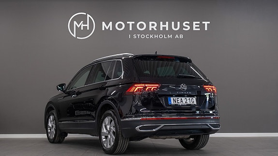 Volkswagen Tiguan 4 of 5