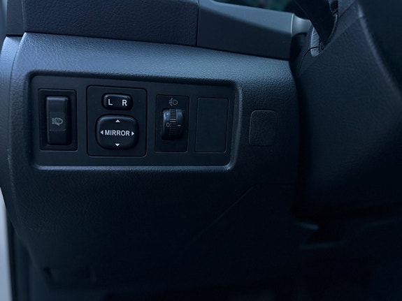Toyota Corolla Verso 15 of 22
