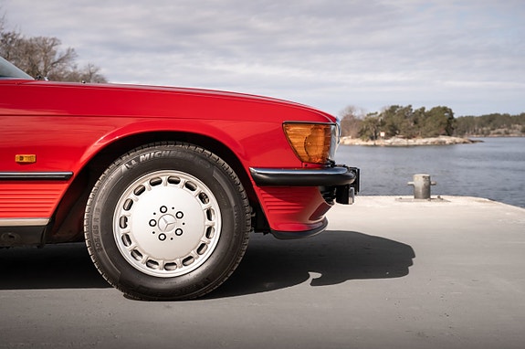 Mercedes-Benz 300 SL 22 of 28