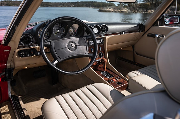 Mercedes-Benz 300 SL 20 of 28