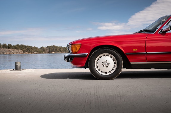 Mercedes-Benz 300 SL 4 of 5
