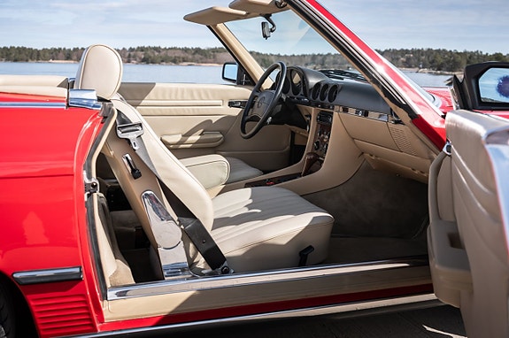 Mercedes-Benz 300 SL 14 of 28