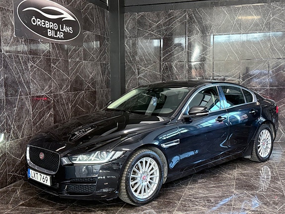 Jaguar XE 7 of 24