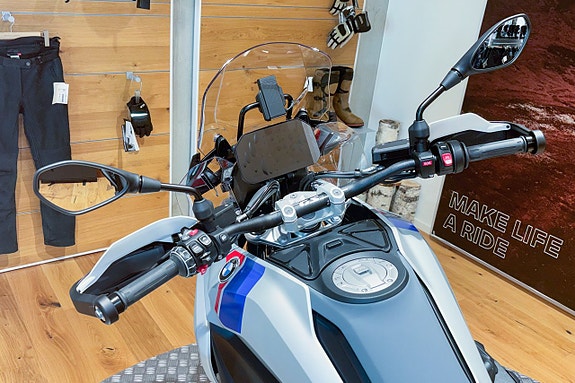 BMW R 1300 GS | Alla paket | Forged enduro wheels | Sommarkampanj! 6 of 9