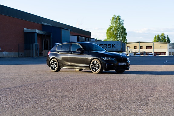 BMW M135i 3 of 5