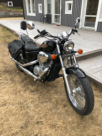 Honda VT600C Shadow 4 of 5
