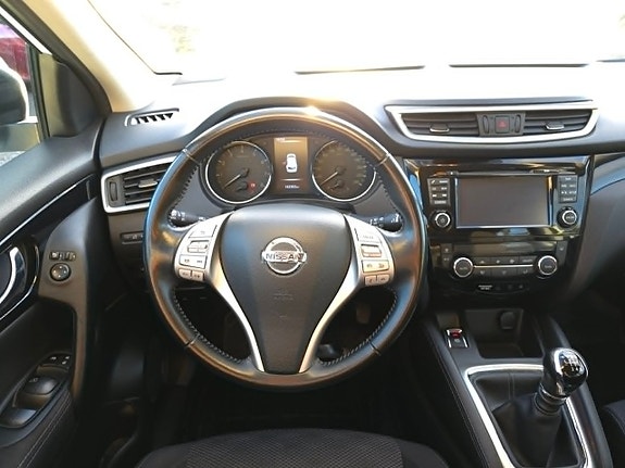 Nissan Qashqai 7 of 12
