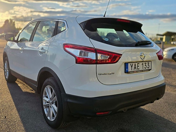 Nissan Qashqai 3 of 5