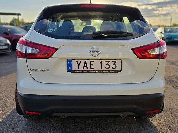 Nissan Qashqai 4 of 5
