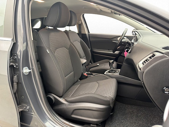 Kia Ceed 25 of 30