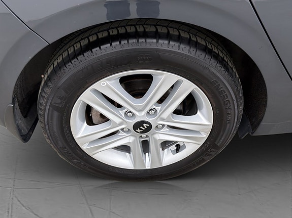 Kia Ceed 30 of 30