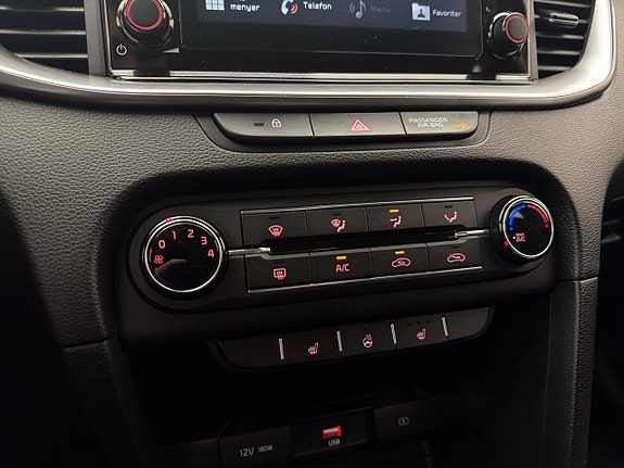 Kia Ceed 23 of 30