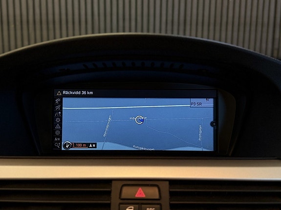 BMW 320d 24 of 27