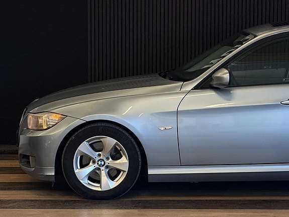 BMW 320d 5 of 5