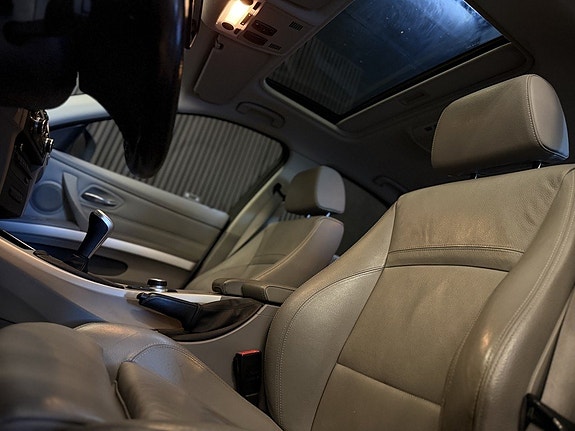 BMW 320d 11 of 27