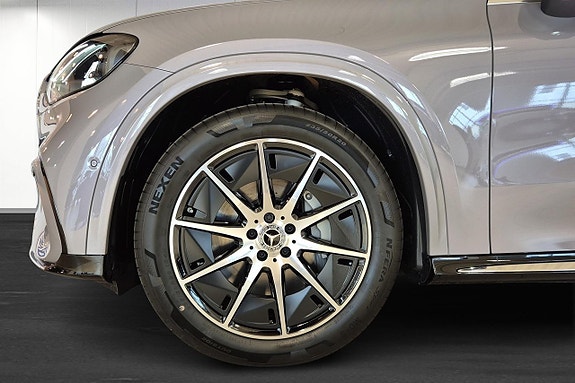 Mercedes-Benz GLC400 5 of 5