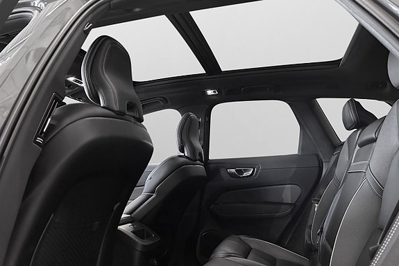 Volvo XC60 21 of 25