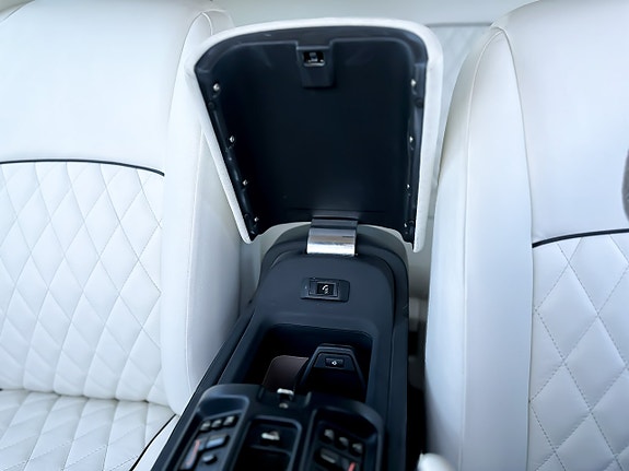 Rolls Royce Phantom 20 of 24