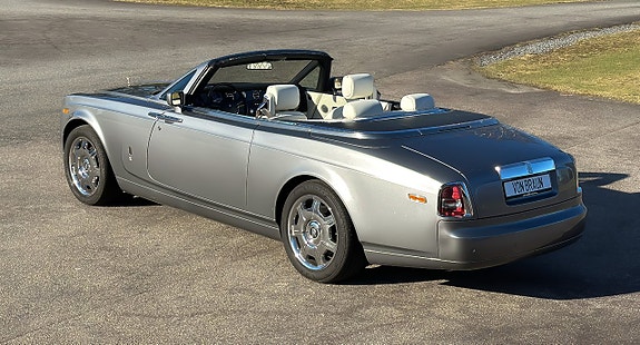 Rolls Royce Phantom 4 of 5