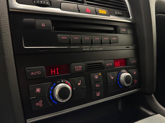 Audi Q7 9 of 25