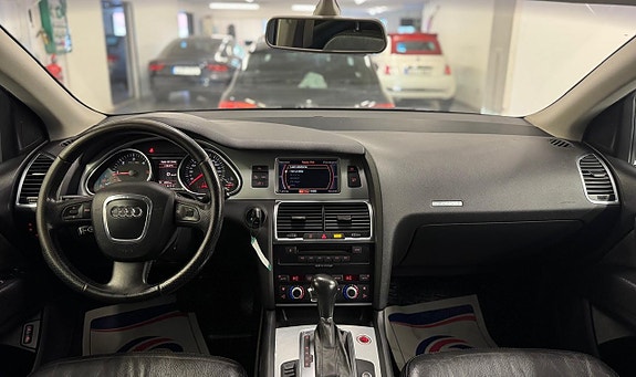 Audi Q7 5 of 5