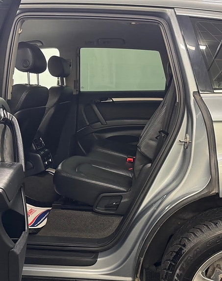 Audi Q7 20 of 25